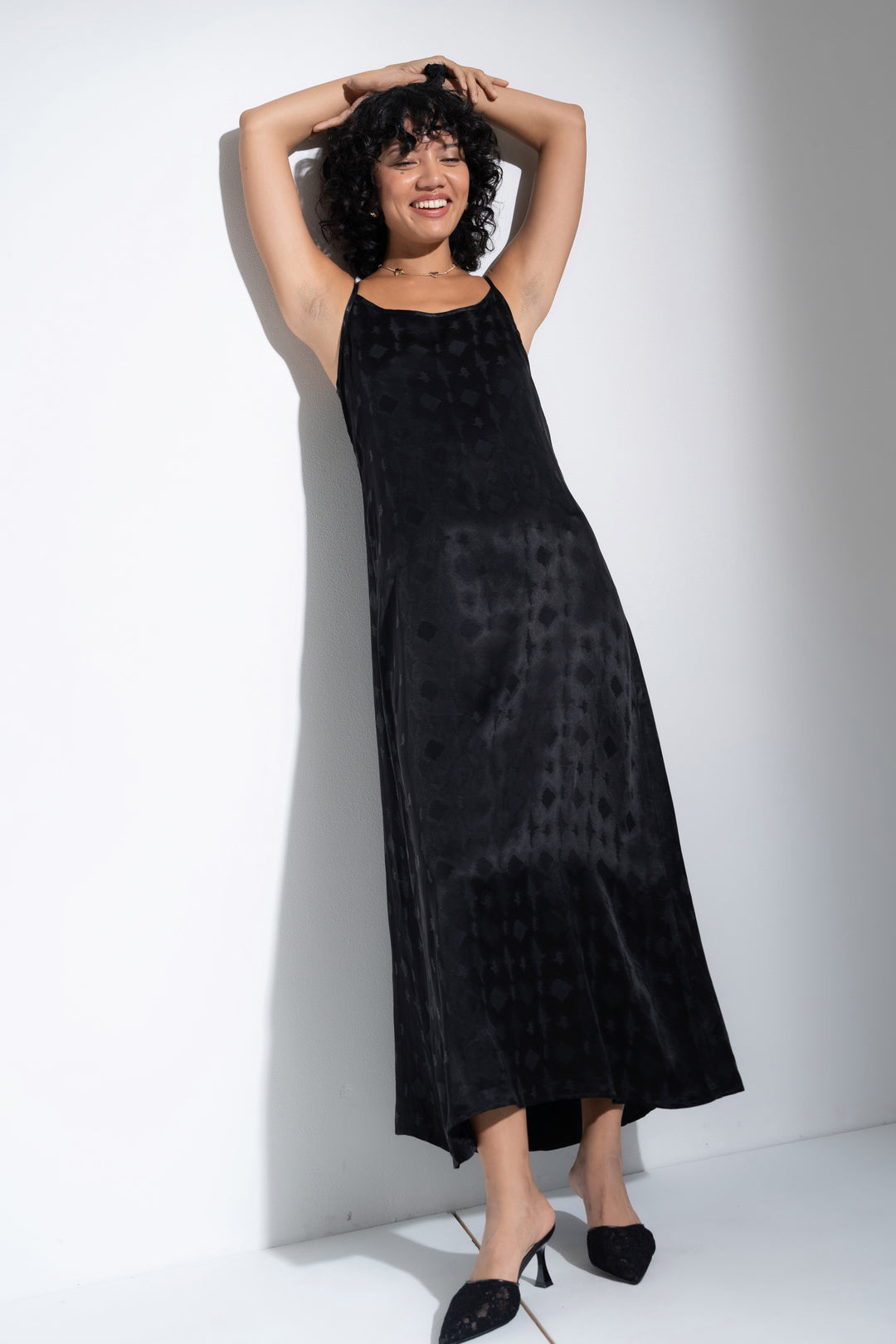 The Long Slip - Black