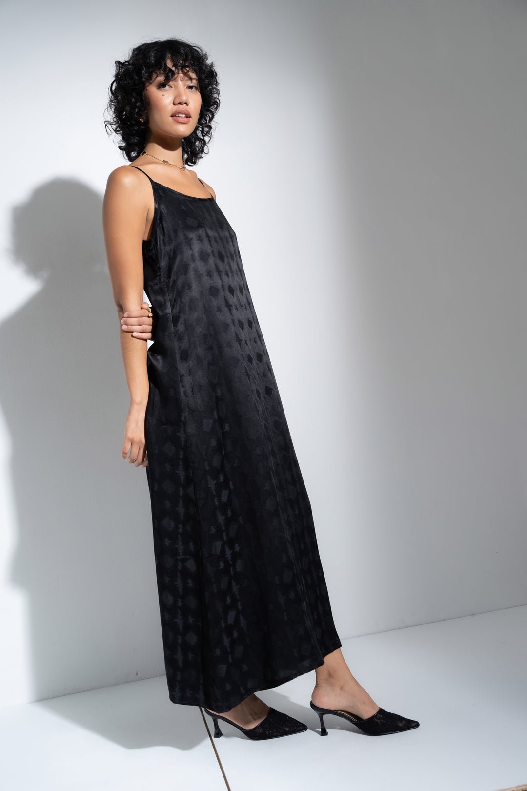 The Long Slip - Black
