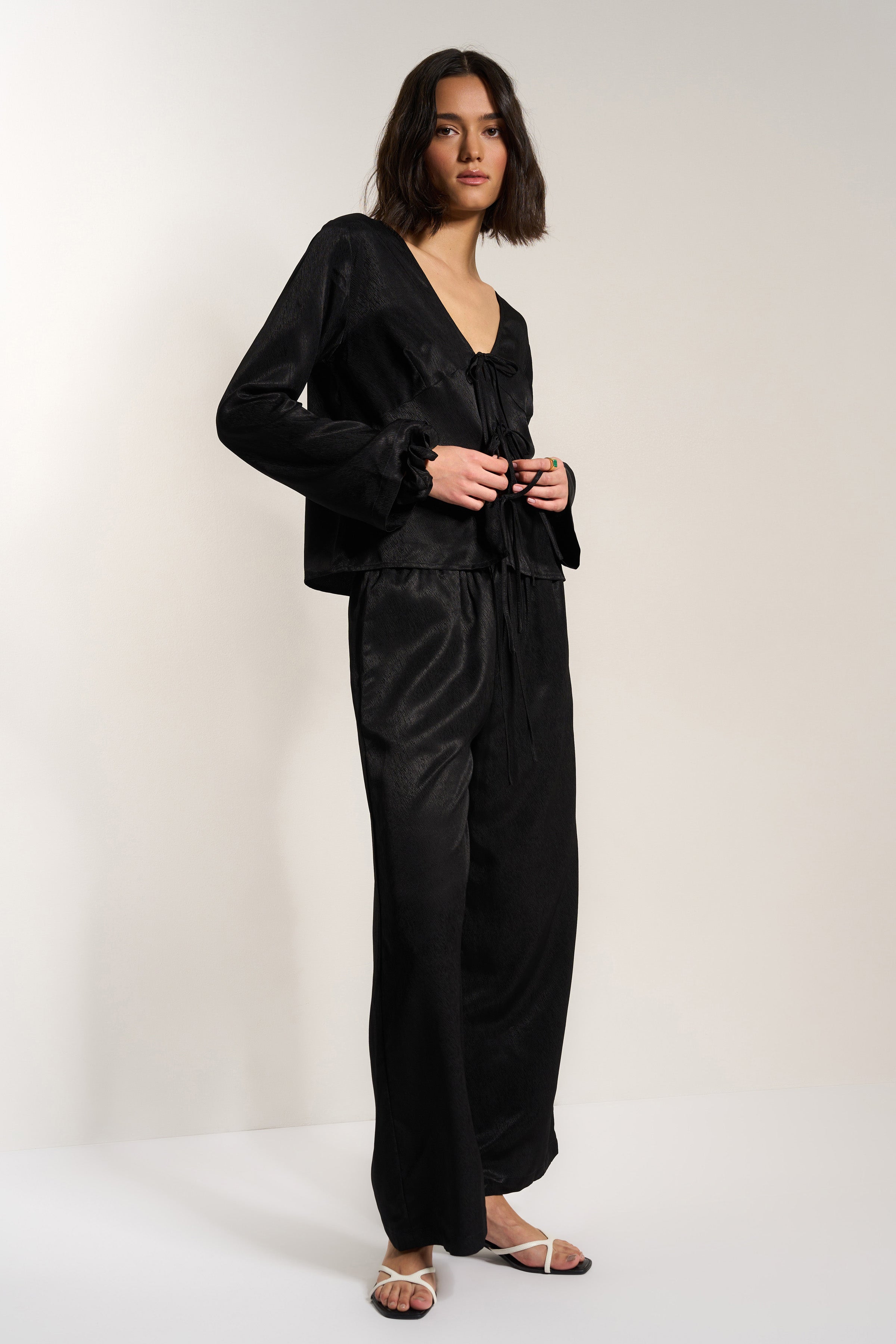 The Tie Front Top - Black