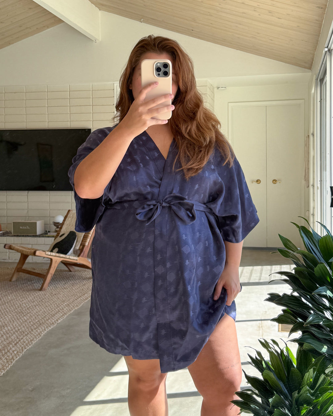 The Short Robe - Navy Zig Zag