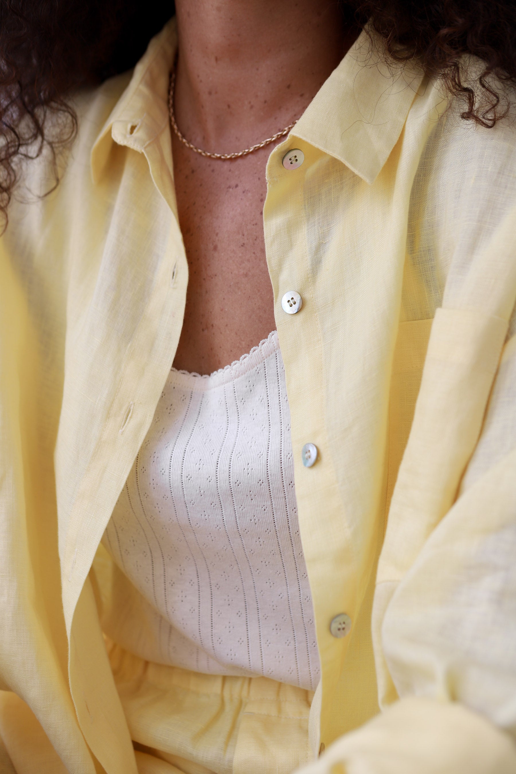 The Linen Button Down - Lemon