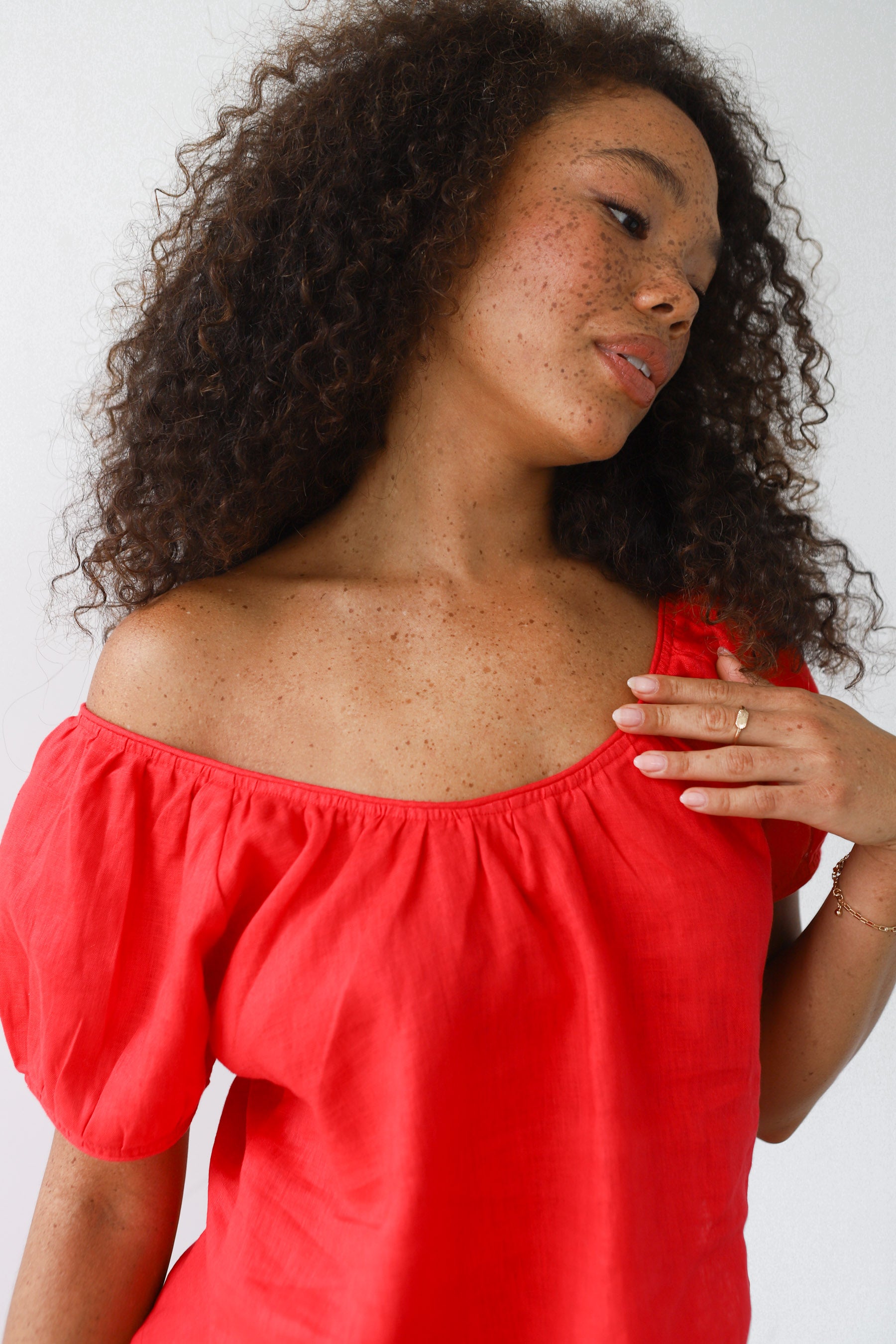 The Linen Chemise Top - Cherry
