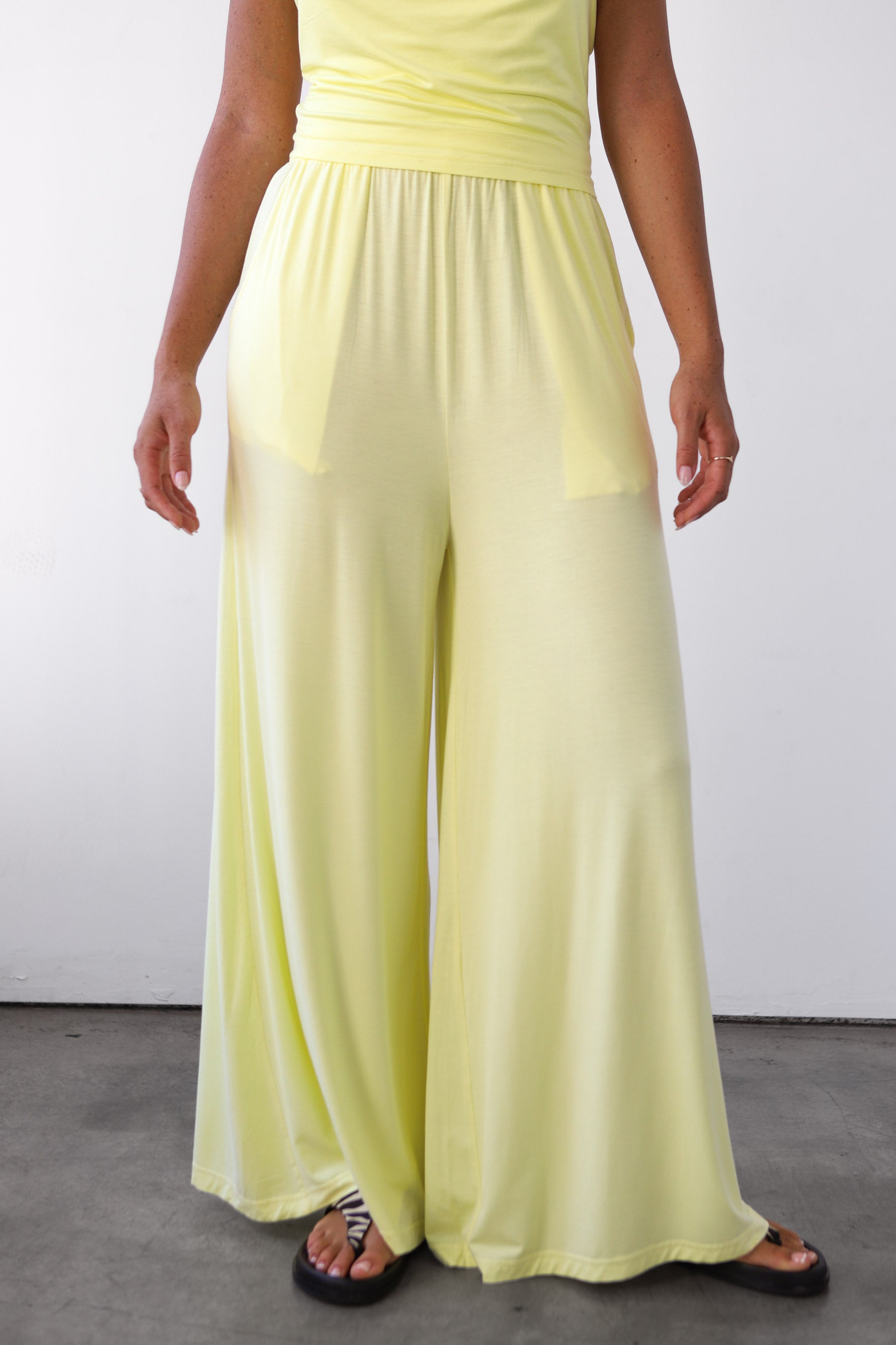 The Jersey Wide Leg Pant - Lemon