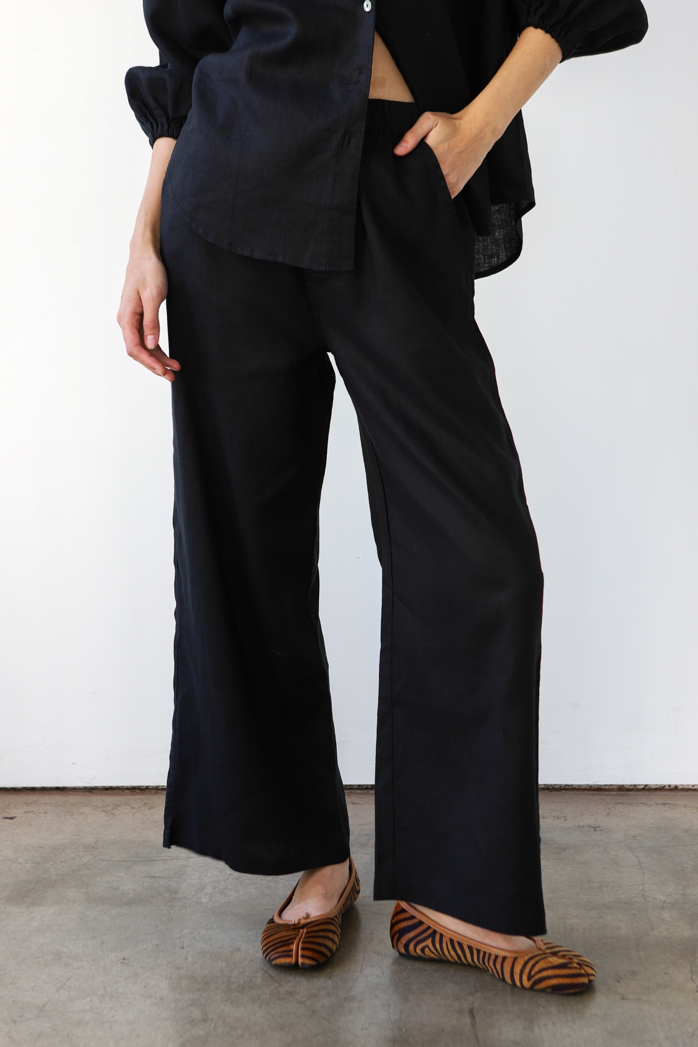 The Linen Boxer Pant - Black