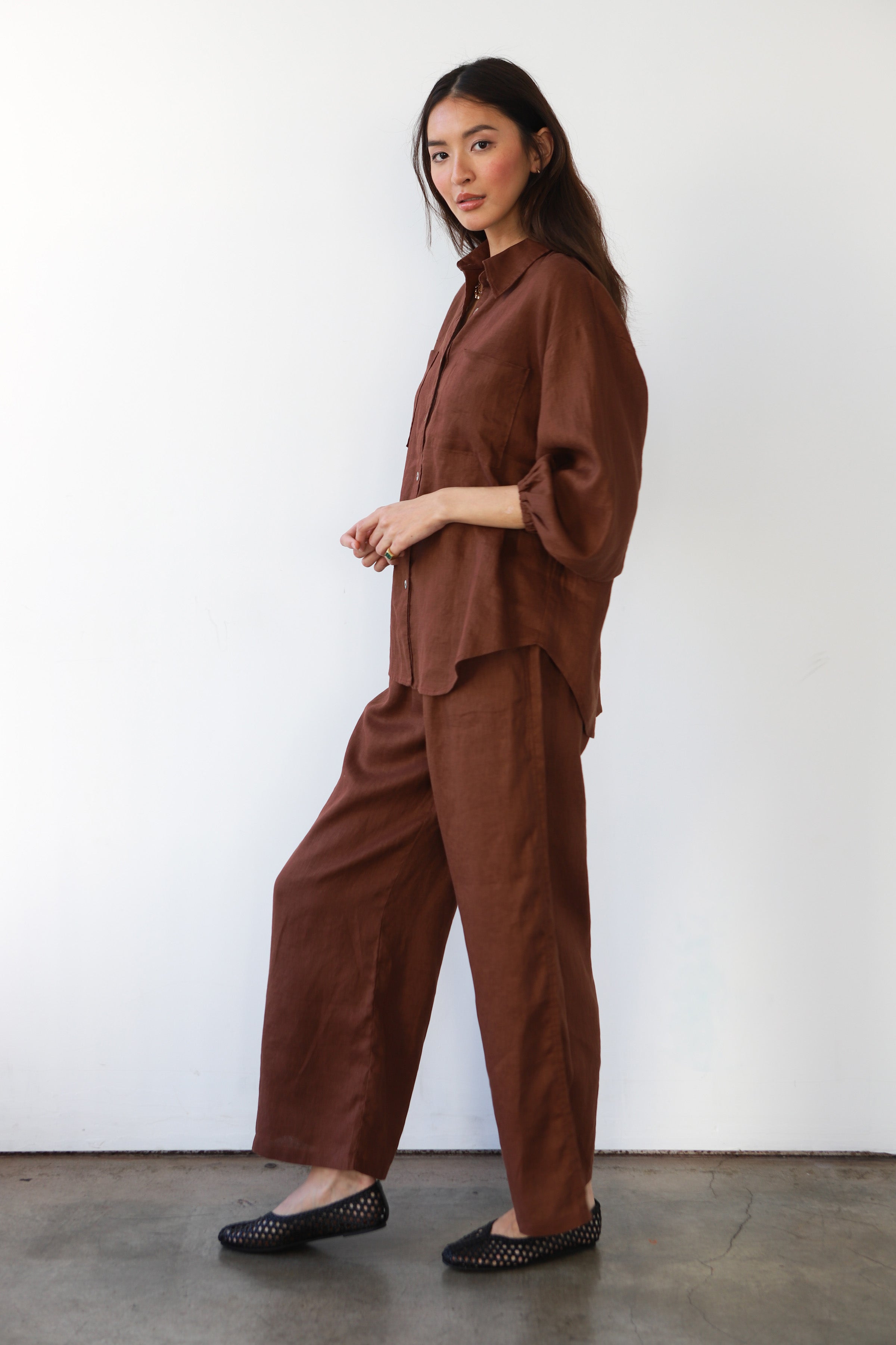 LINEN_BUTTONDOWNELASTICCUFF_BOXERPANT_SET_CHOCO_IMG_0746.jpg
