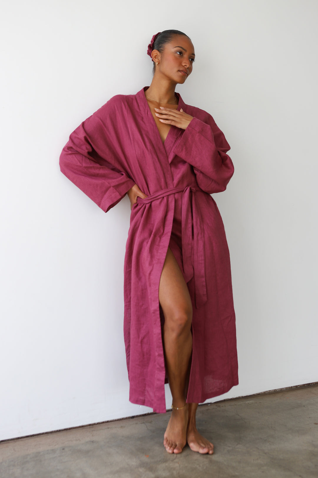 The Linen Long Robe - Plum