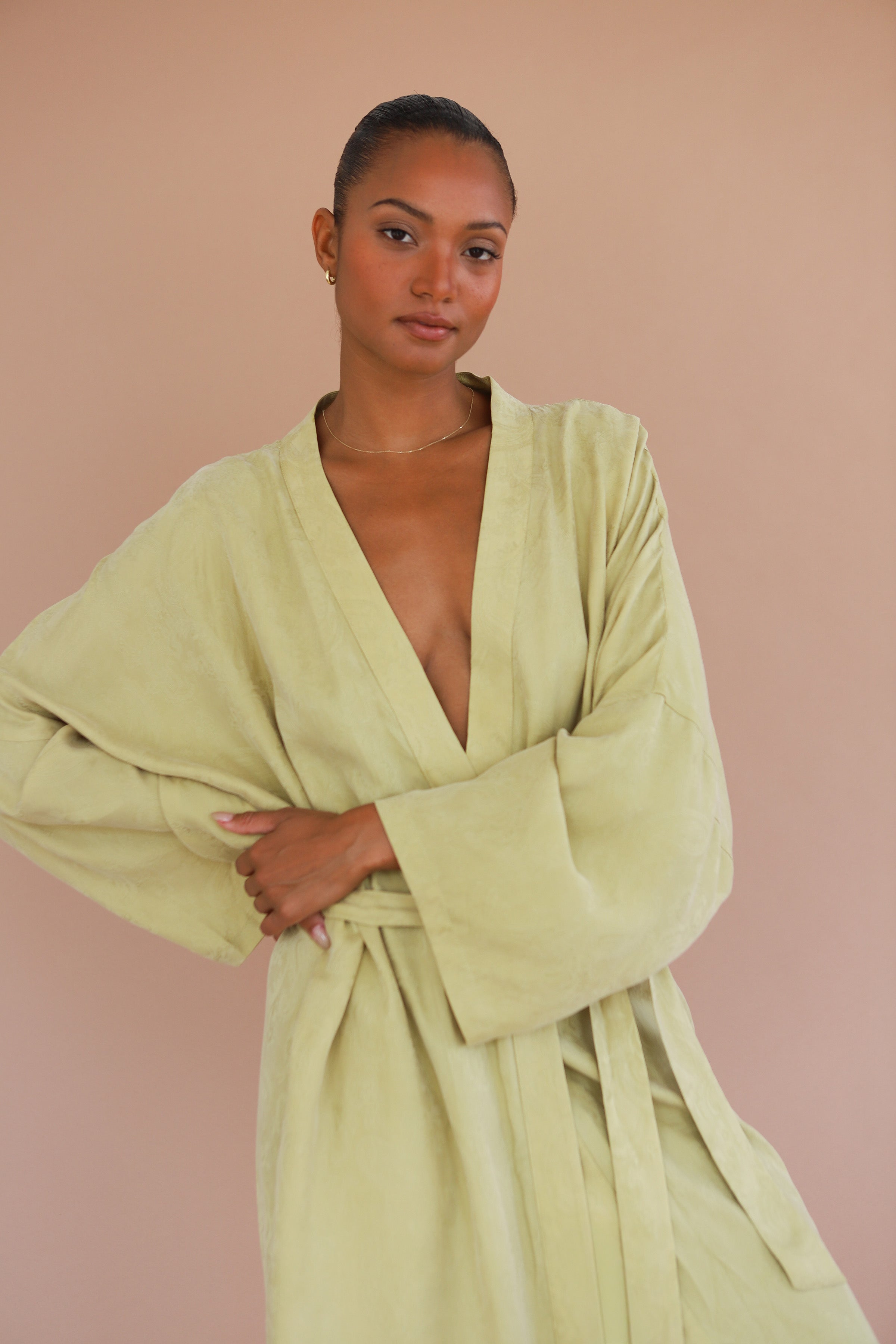 The Long Robe - Tomatillo