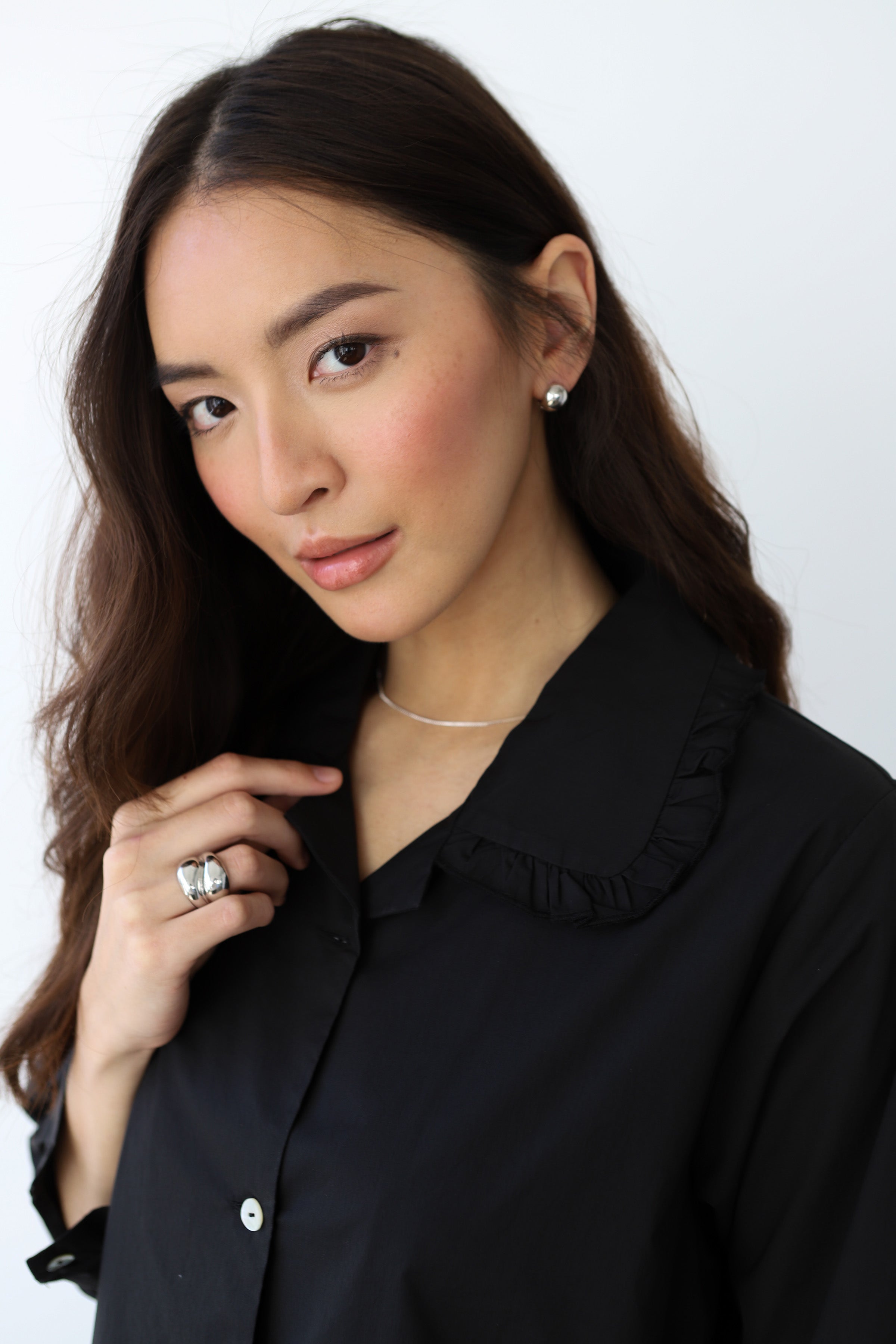 The Poplin Ruffle Nightshirt - Black
