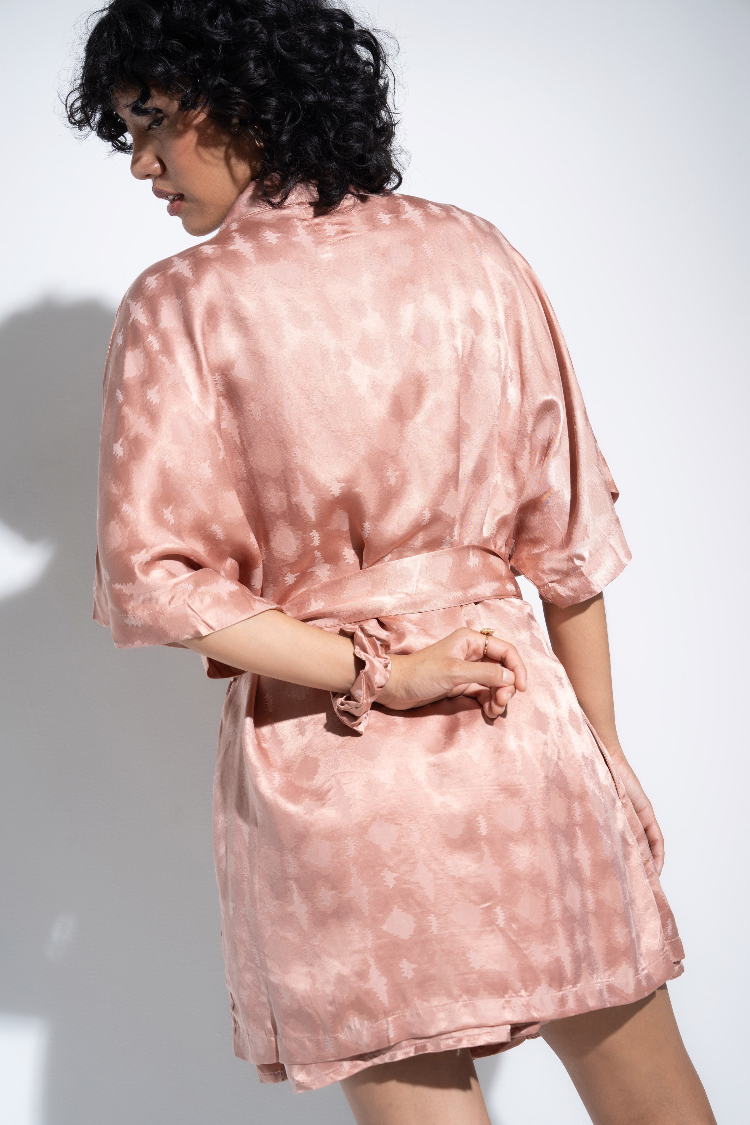 The Short Robe - Mauve