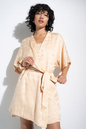The Short Robe - Creme