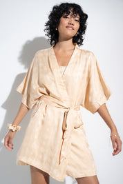 The Short Robe - Creme