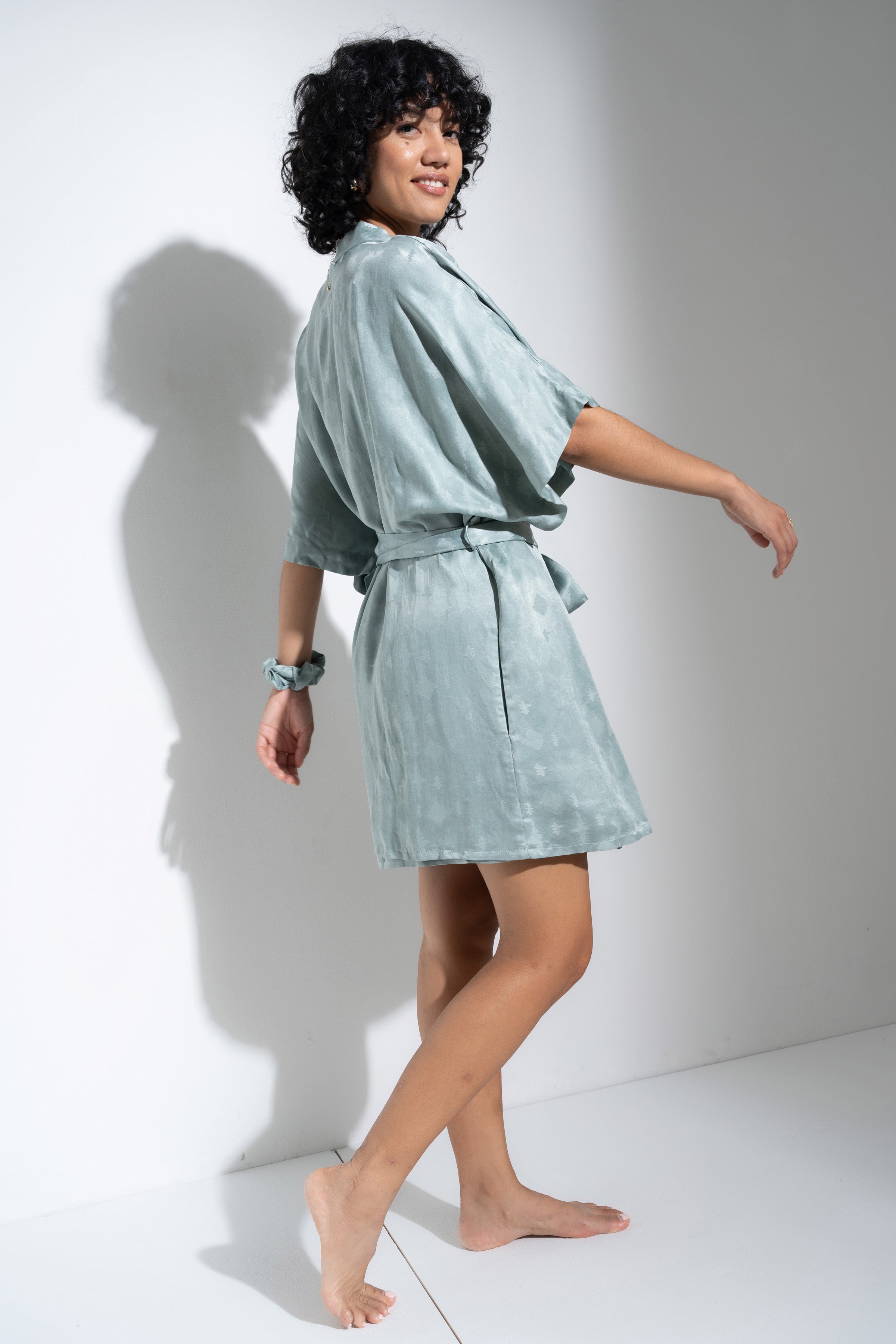 The Short Robe - Mint