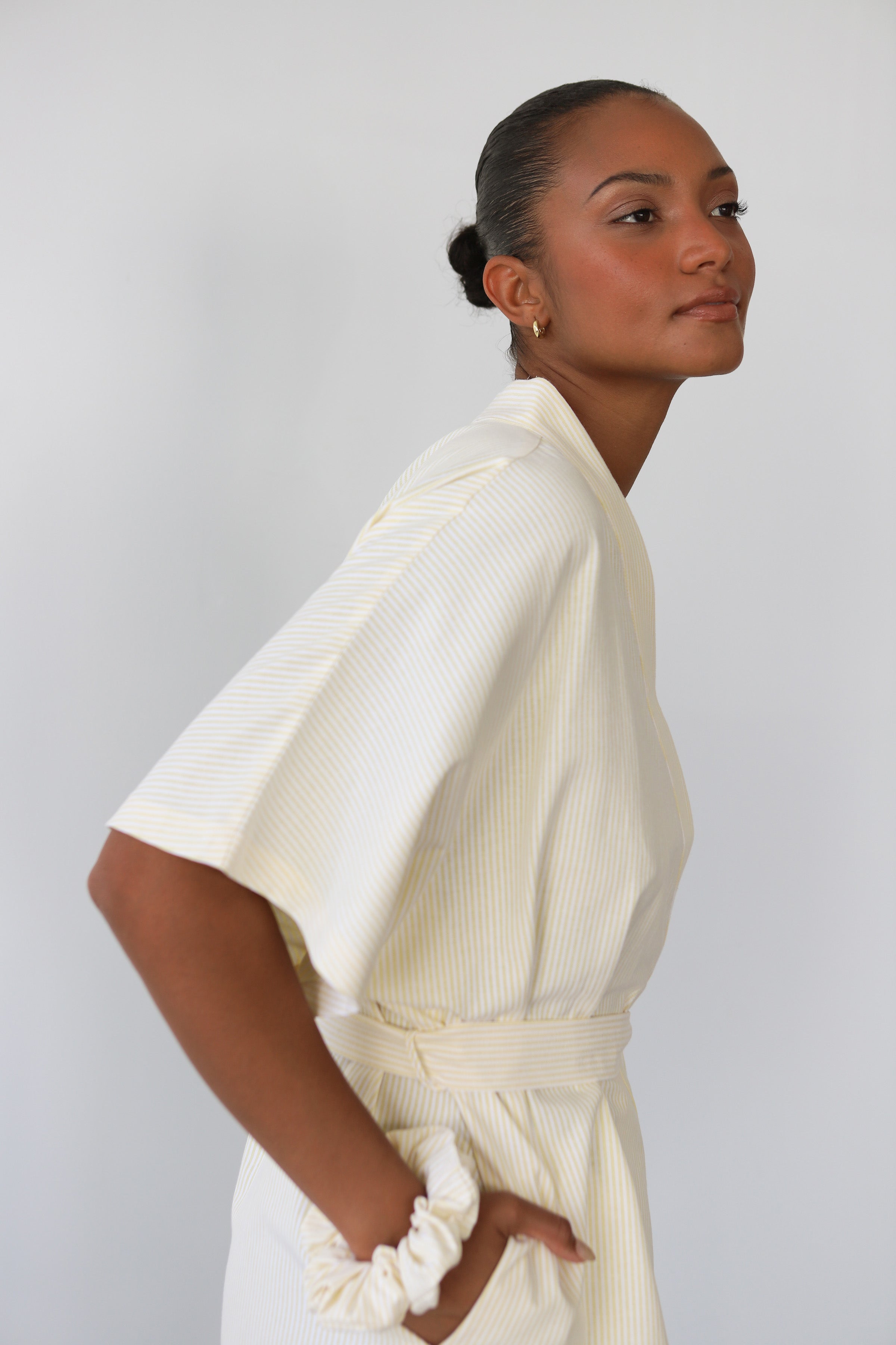 The Pinstripe Short Robe - Butter
