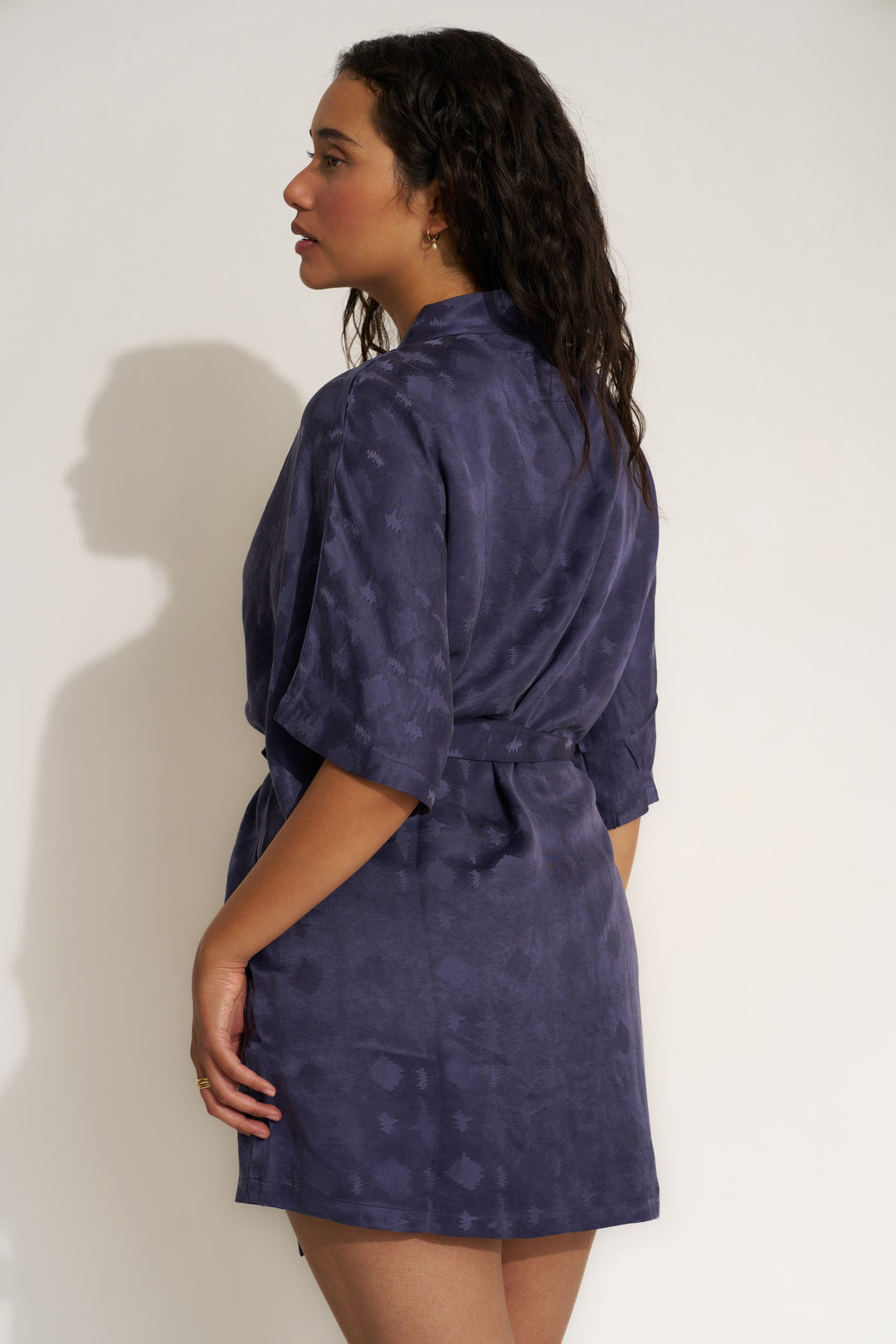 The Short Robe - Navy Zig Zag