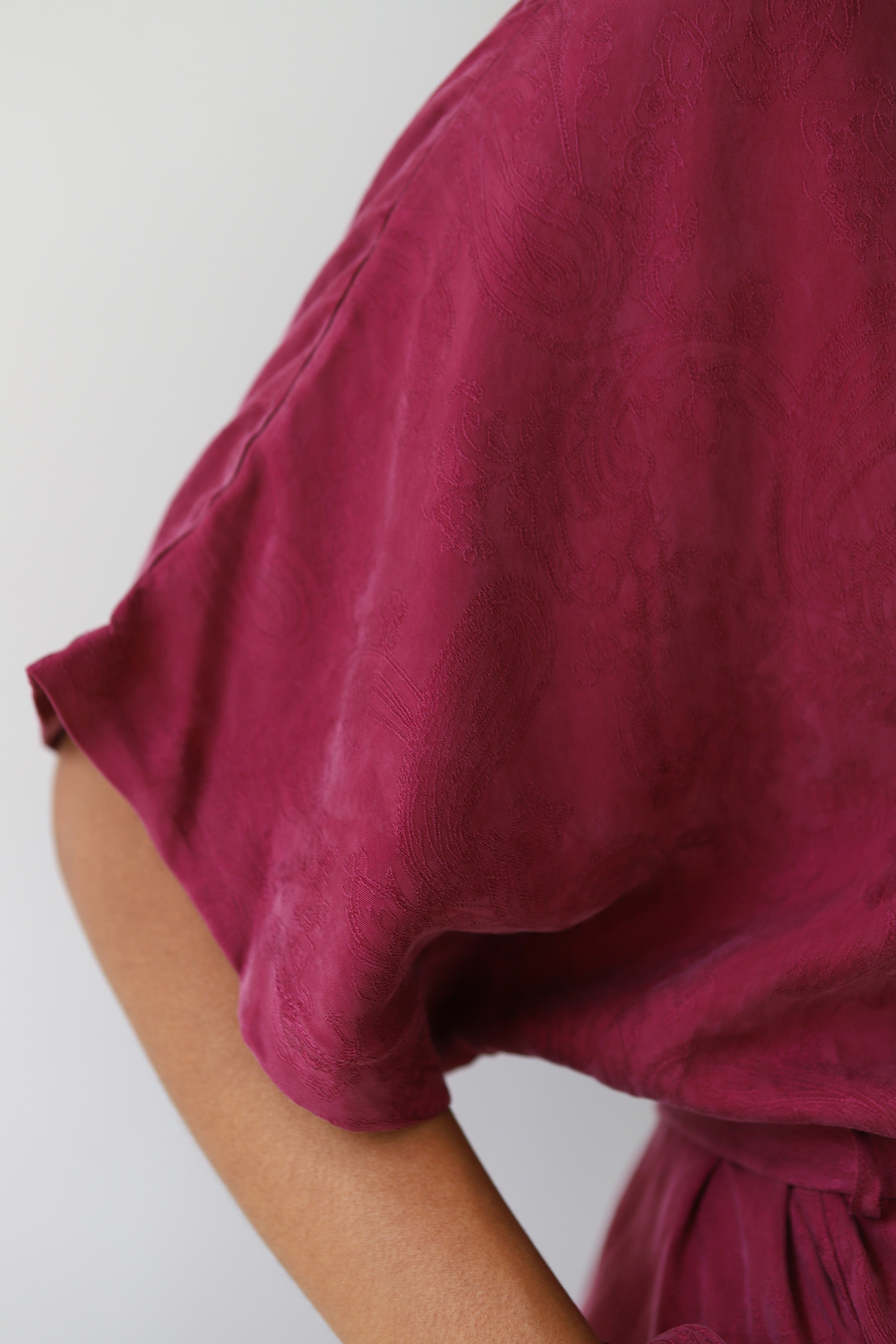 The Short Robe - Plum