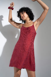 The Short Slip - Bloodred