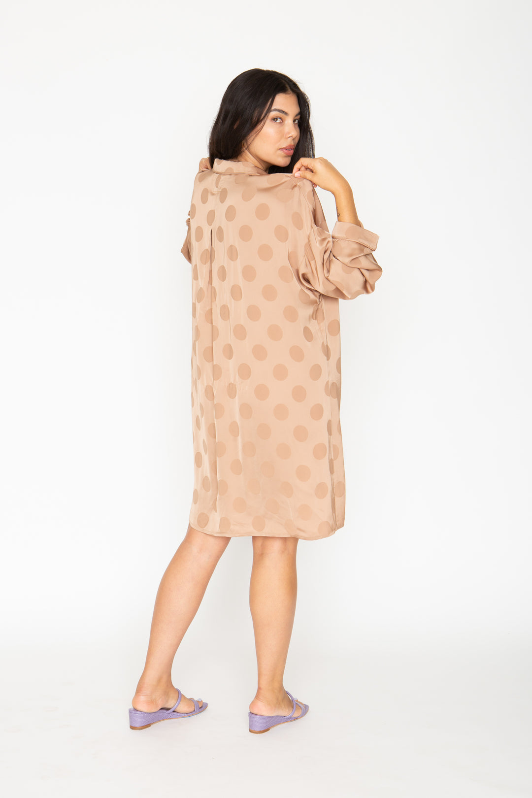 The Night Shirt - Tan Dot