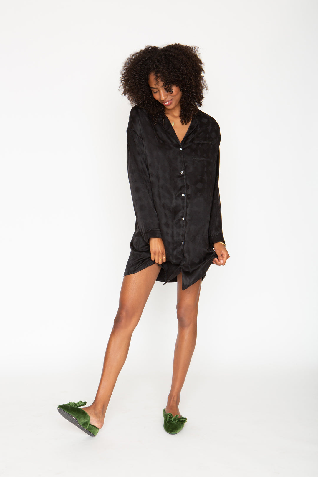 The Night Shirt - Black Zig Zag